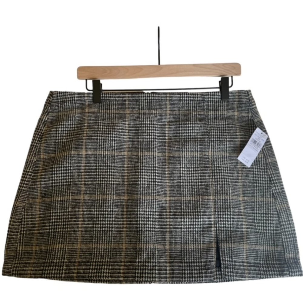 American Eagle (AE)  High Waisted Plaid Mini Skirt - Womens Size 12 NWT